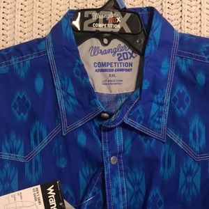 NWT Men’s Wrangler Shirt